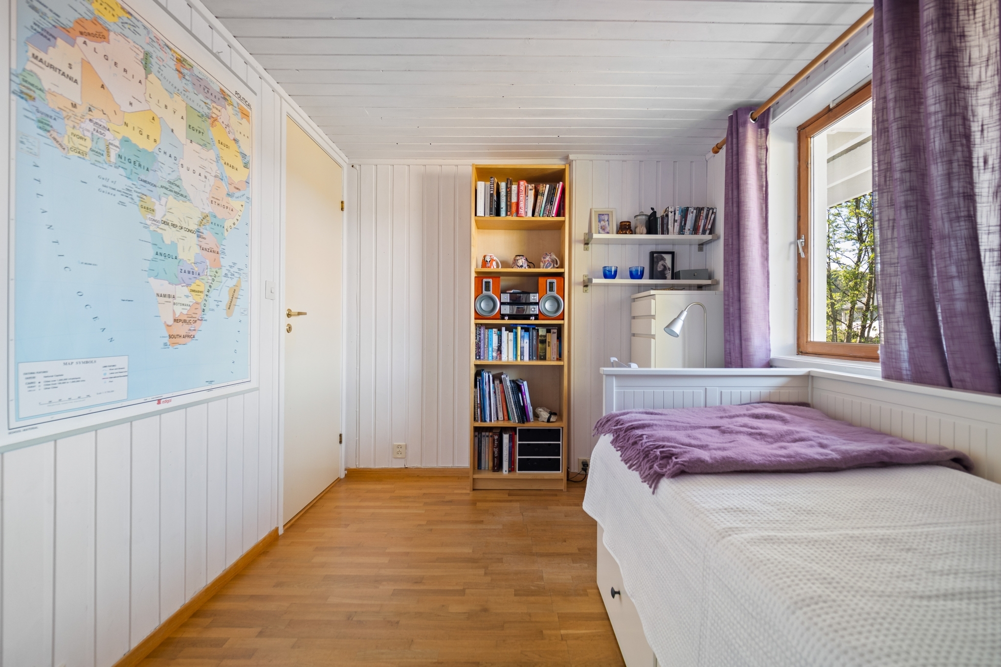 P1742817